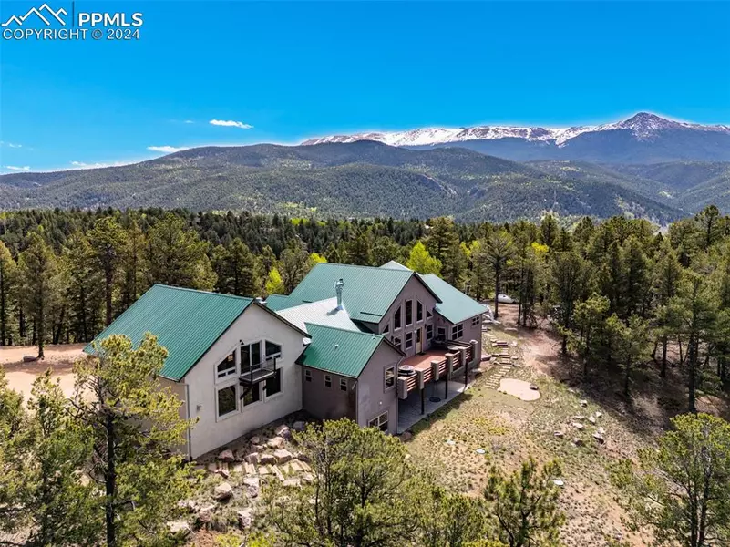 252 Running Elk PT, Divide, CO 80814