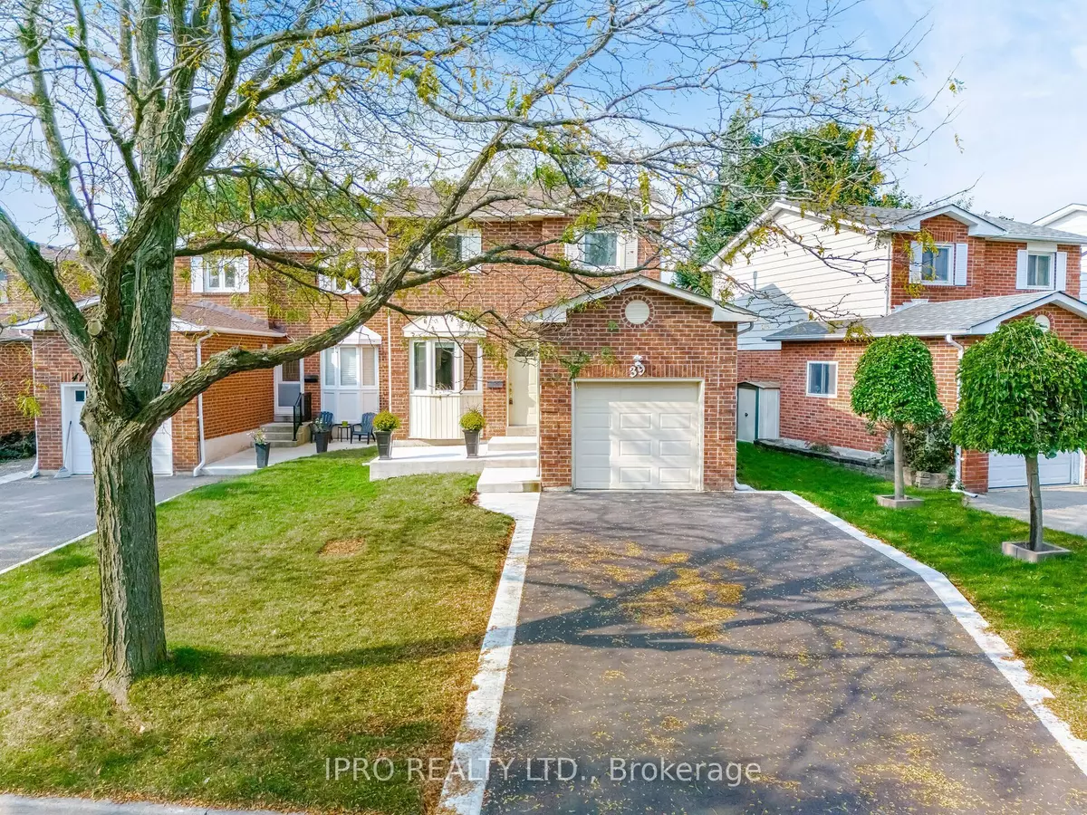 Brampton, ON L6Z 1S3,39 Lakecrest TRL