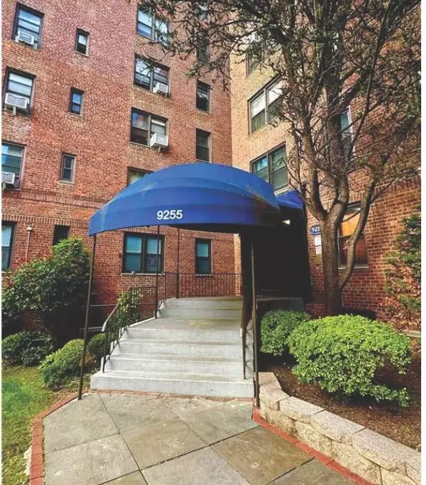 9255 Shore RD #2E, Brooklyn, NY 11209