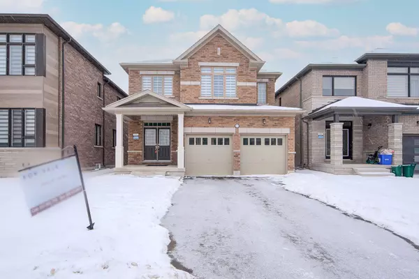 69 Bud Leggett CRES, Georgina, ON L4P 0T1