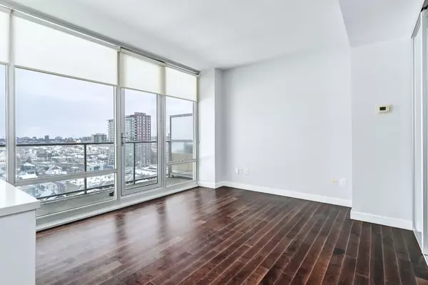 West Centre Town, ON K1Y 1E8,201 PARKDALE AVE #1108