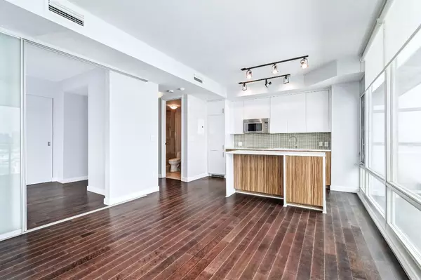 West Centre Town, ON K1Y 1E8,201 PARKDALE AVE #1108