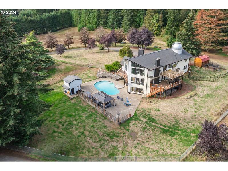 25776 S HIGHWAY 211, Estacada, OR 97023