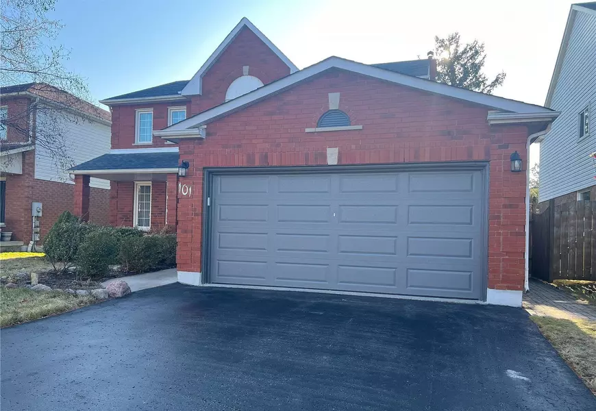 101 Glenabbey DR, Clarington, ON L1E 2B6