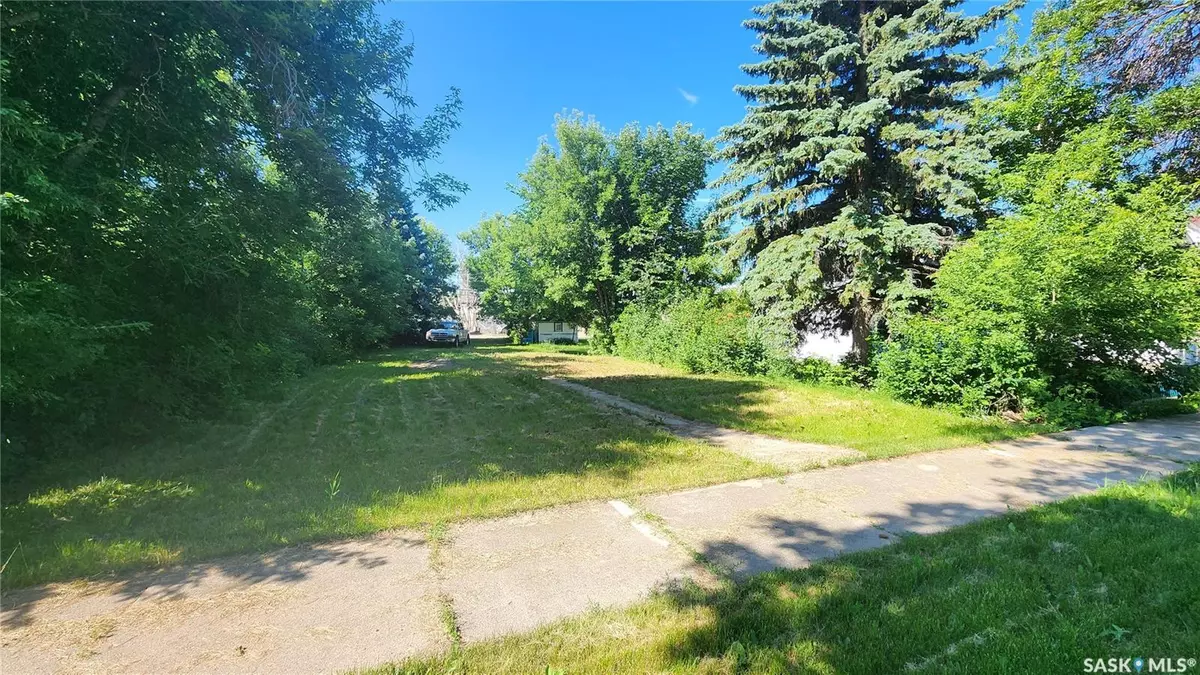 Melville, SK S0A 2P0,131 5th AVENUE E