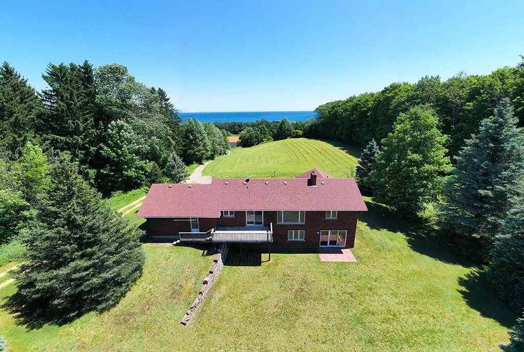 Meaford, ON N4L 1W5,159038 7th Line