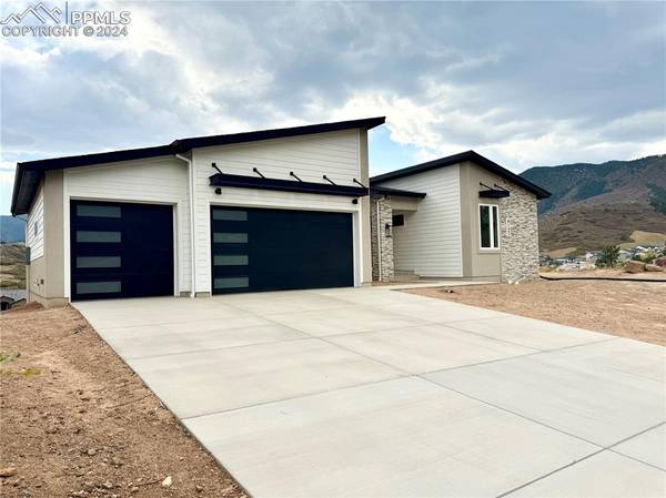 4121 Mesa Top DR, Monument, CO 80132