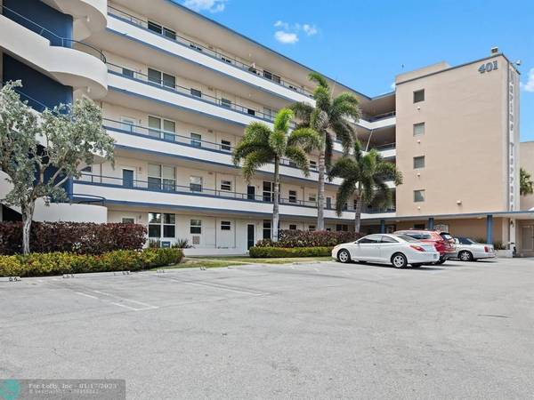 Pompano Beach, FL 33062,401 N Riverside Dr  #503