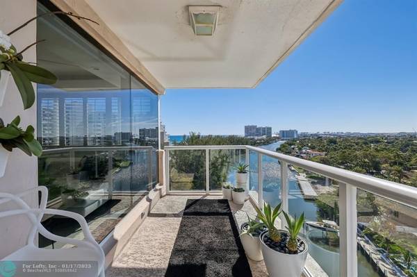 3000 Holiday Dr  #1204, Fort Lauderdale, FL 33316