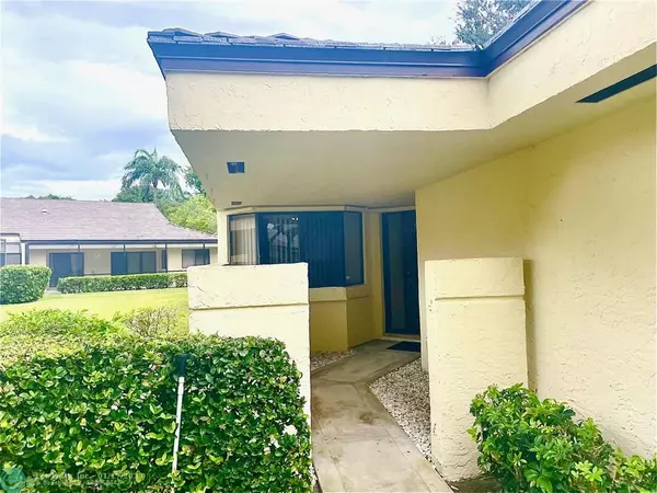 Plantation, FL 33324,424 NW 95th Ave  #1