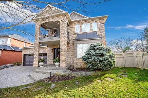 Oakville, ON L6M 4R6,2476 Hemmford DR