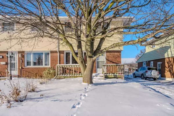 41 Roberts CRES, Kitchener, ON N2E 1A6