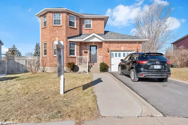 Kingston, ON K7K 6N3,29 Richdale CT