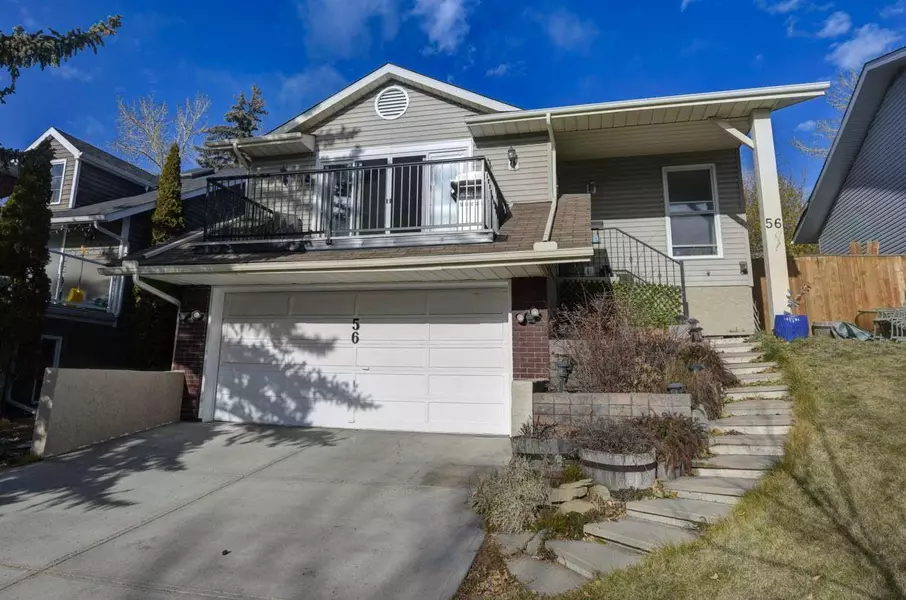 56 Strathclair PL Southwest, Calgary, AB T3H 1H1