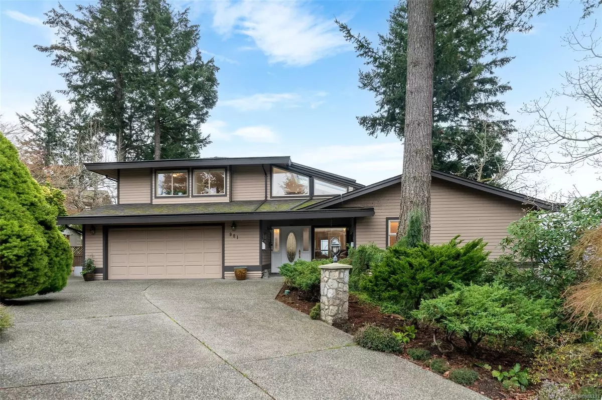 Saanich, BC V8Y 3G3,901 Cobblestone Lane