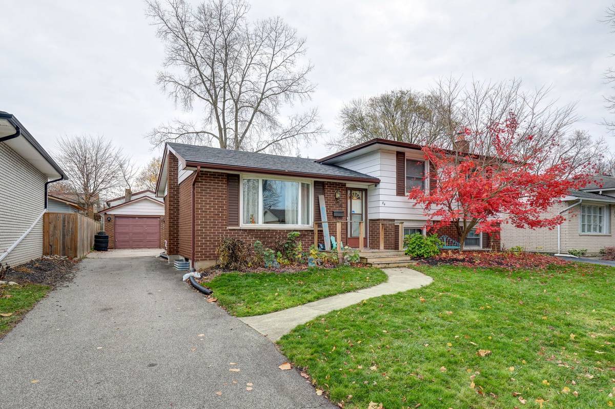 London, ON N5Y 4A6,84 Amy CRES