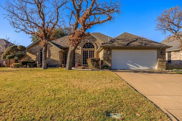 2609 Briargrove Drive, Hurst, TX 76054