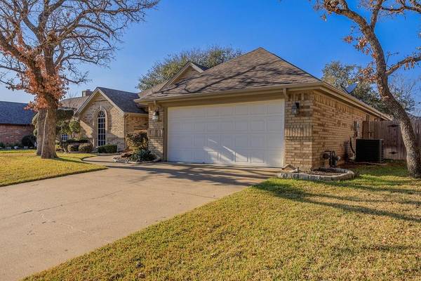 Hurst, TX 76054,2609 Briargrove Drive