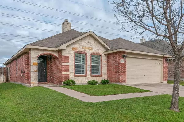 12757 Pricklybranch Drive, Fort Worth, TX 76244