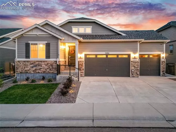 7204 Greenwater CIR, Castle Rock, CO 80108