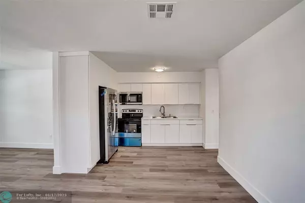 Lake Worth Beach, FL 33460,706 S F St  #2