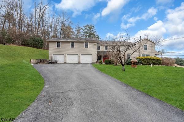 1 Old Mashipacong Rd, Montague Twp., NJ 07827