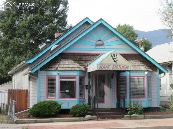 1809 W Colorado AVE, Colorado Springs, CO 80904