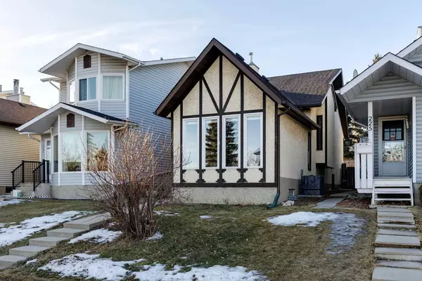 Calgary, AB T3K 3B9,223 Sandstone DR Northwest