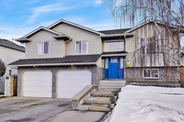 15 Fawn Close, Sylvan Lake, AB T4S 1X4