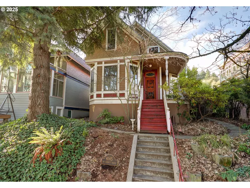 4145 S CORBETT AVE, Portland, OR 97239