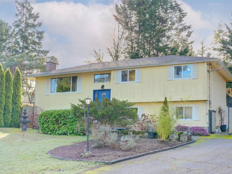 563 Phelps Ave, Langford, BC V9B 3J1