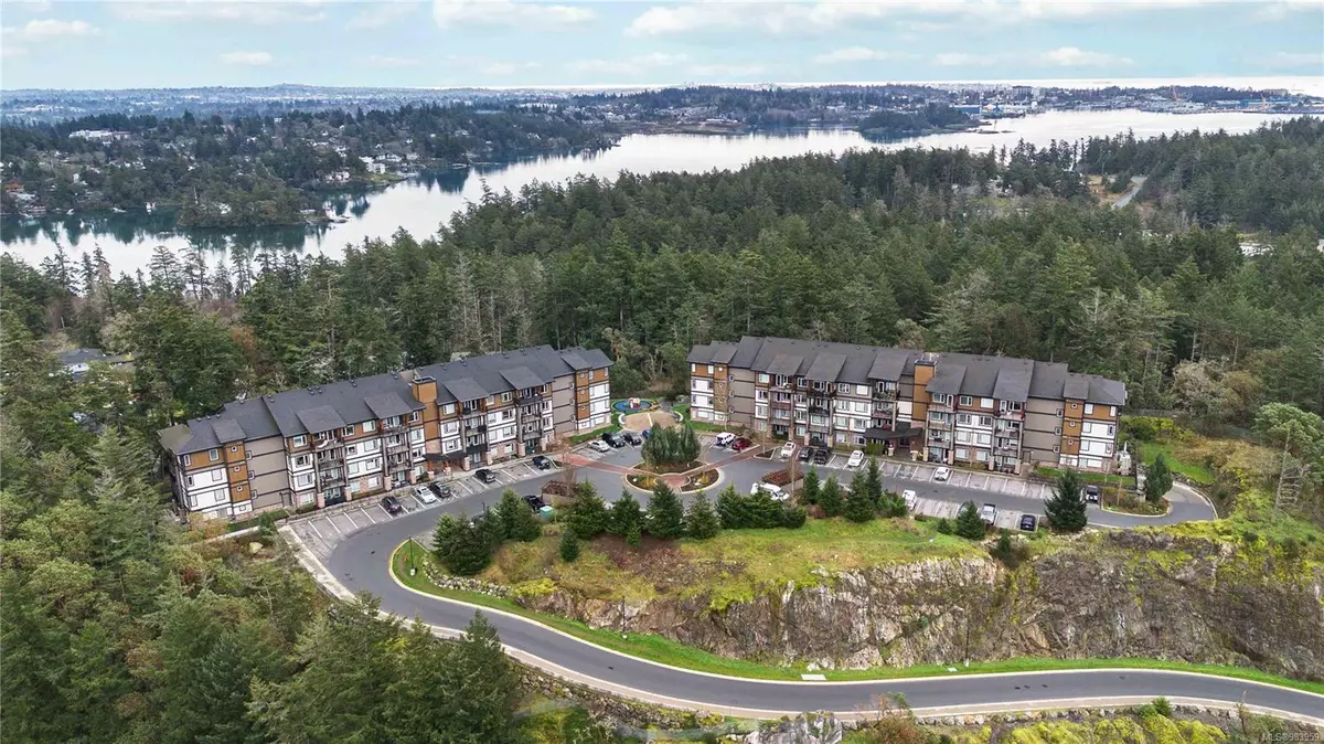 View Royal, BC V9C 0H6,290 Wilfert Rd #311