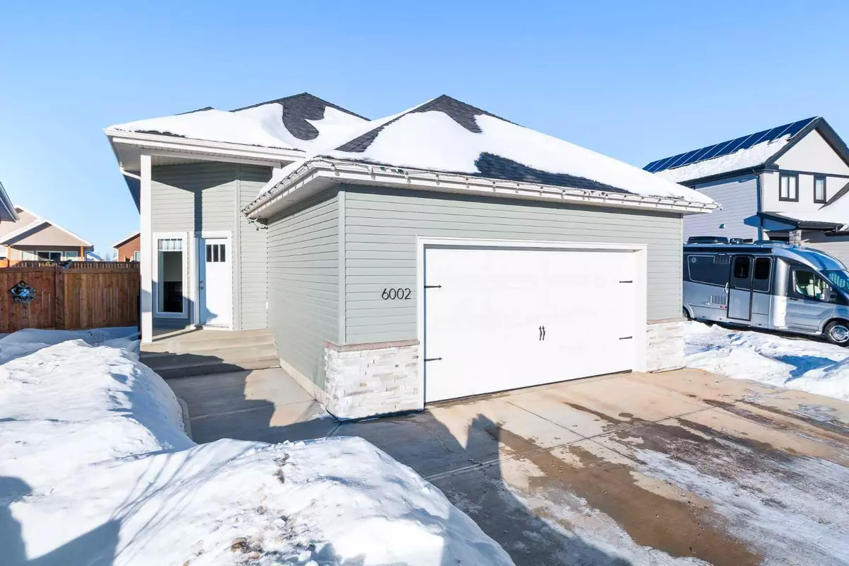 Lloydminster, AB T9V 3S2,6002 17 ST