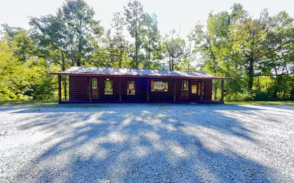 825 Main Street, Ellijay, GA 30540