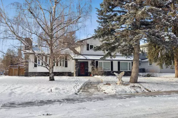 7 Maryland PL Southwest, Calgary, AB T2V 2E5