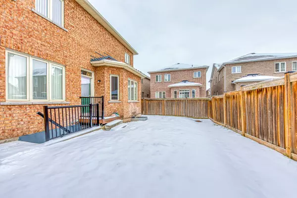 Oakville, ON L6M 0P5,569 Gardenbrook AVE #Basemen