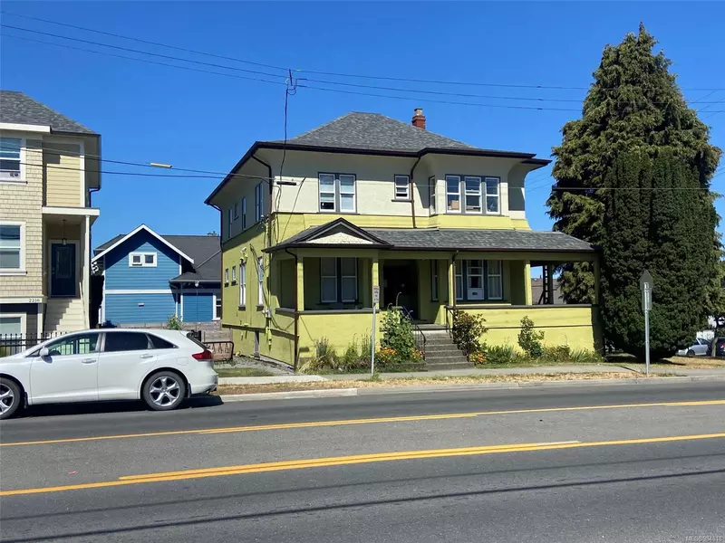 2220 Cook St, Victoria, BC V8T 3R2