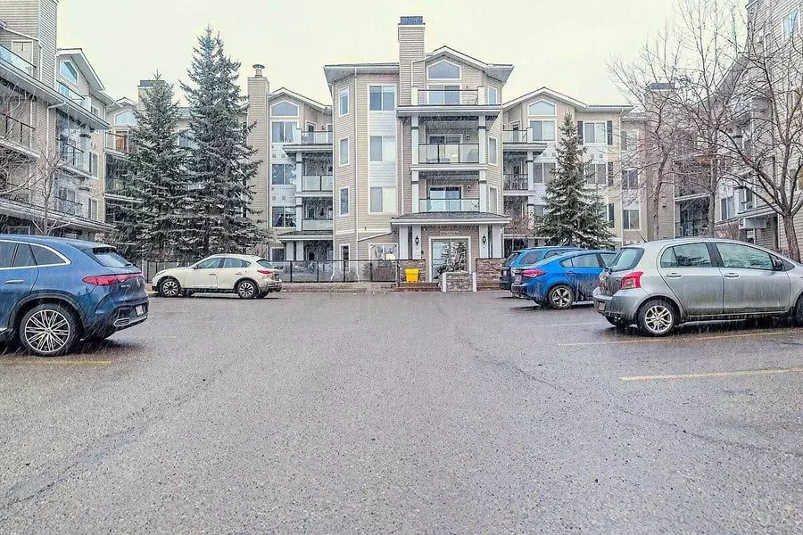 369 Rocky Vista PARK NW #229, Calgary, AB T3G 5K7