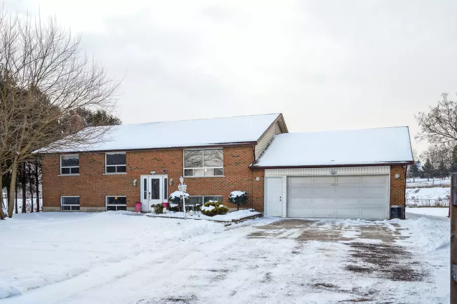 515 Brock RD, Hamilton, ON L9H 5E4