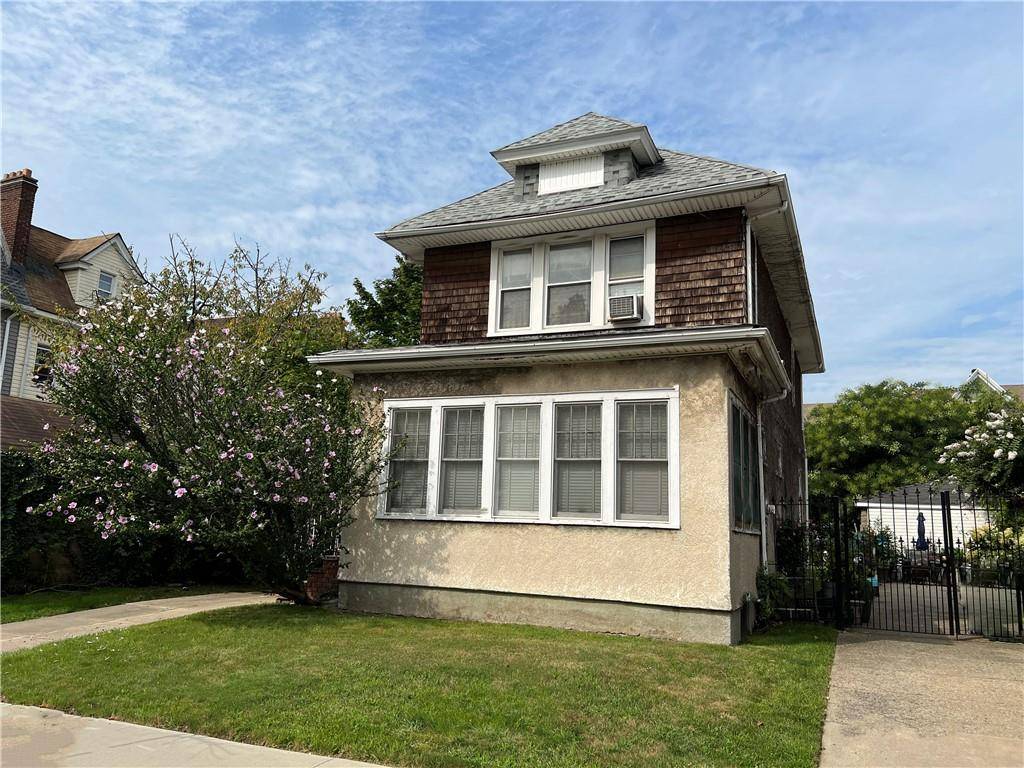 1090 East 39th ST, Brooklyn, NY 11210