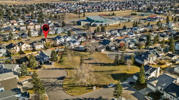 Calgary, AB T1Y 6P3,2858 Catalina BLVD Northeast