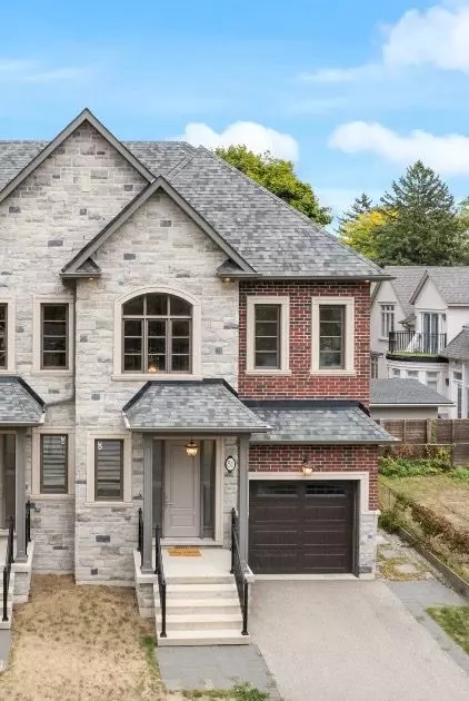 81 Brock ST, Oakville, ON L6K 2Y9