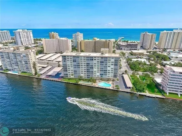 Pompano Beach, FL 33062,299 N Riverside Dr  #301