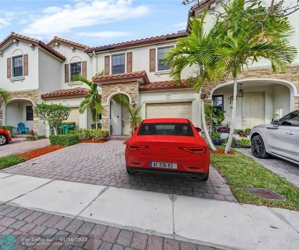 300 SE 37th Ter, Homestead, FL 33033