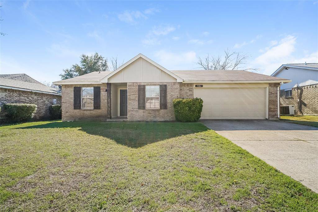 Lancaster, TX 75134,906 Woodcrest Drive