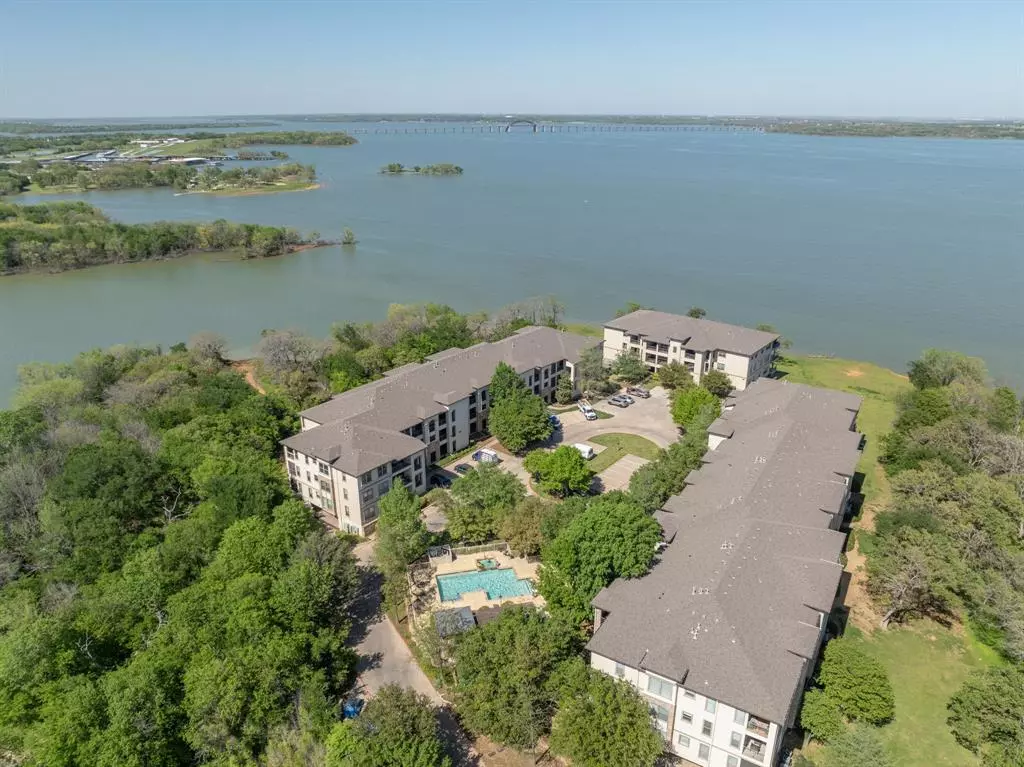 Lake Dallas, TX 75065,500 Waters Edge Drive #222