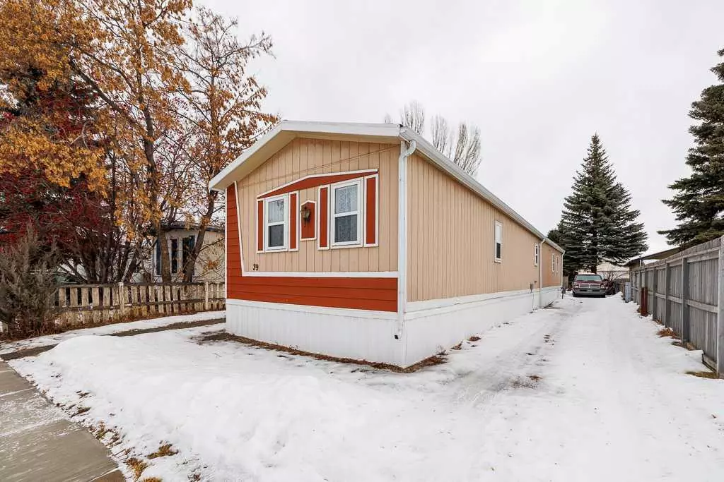 Red Deer, AB T4P 2C6,39 Norby CRES