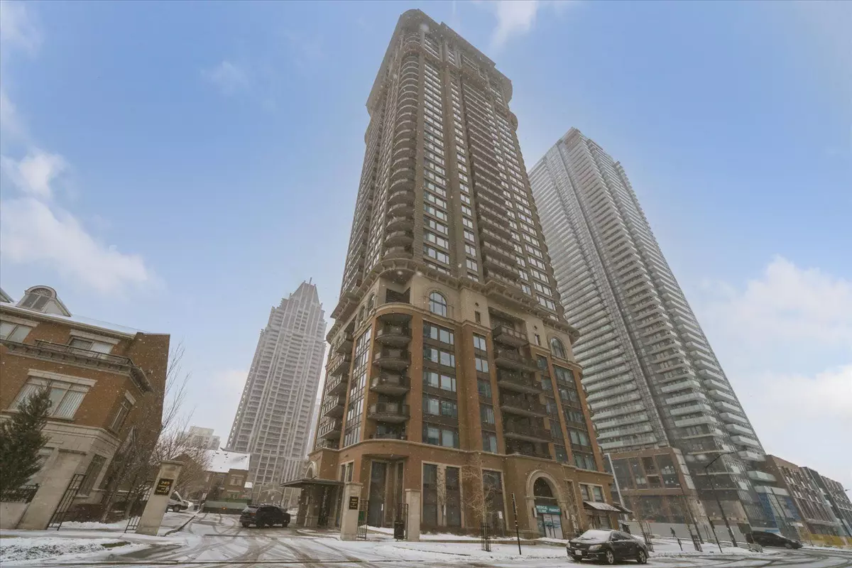 Mississauga, ON L5B 0C6,385 Prince Of Wales DR #321