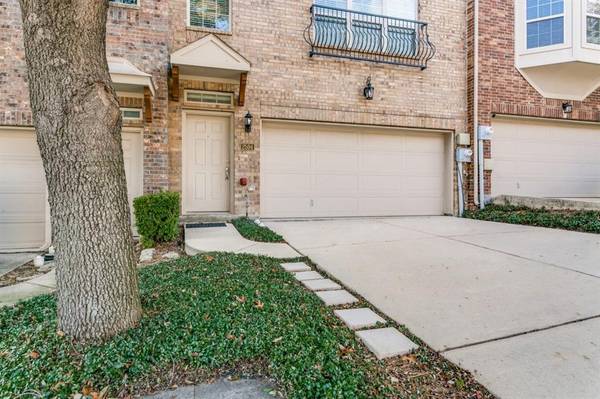 2594 Jacobson Drive, Lewisville, TX 75067