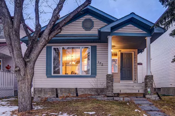 Calgary, AB T2Z 2S5,172 Mt Allan CIR SE